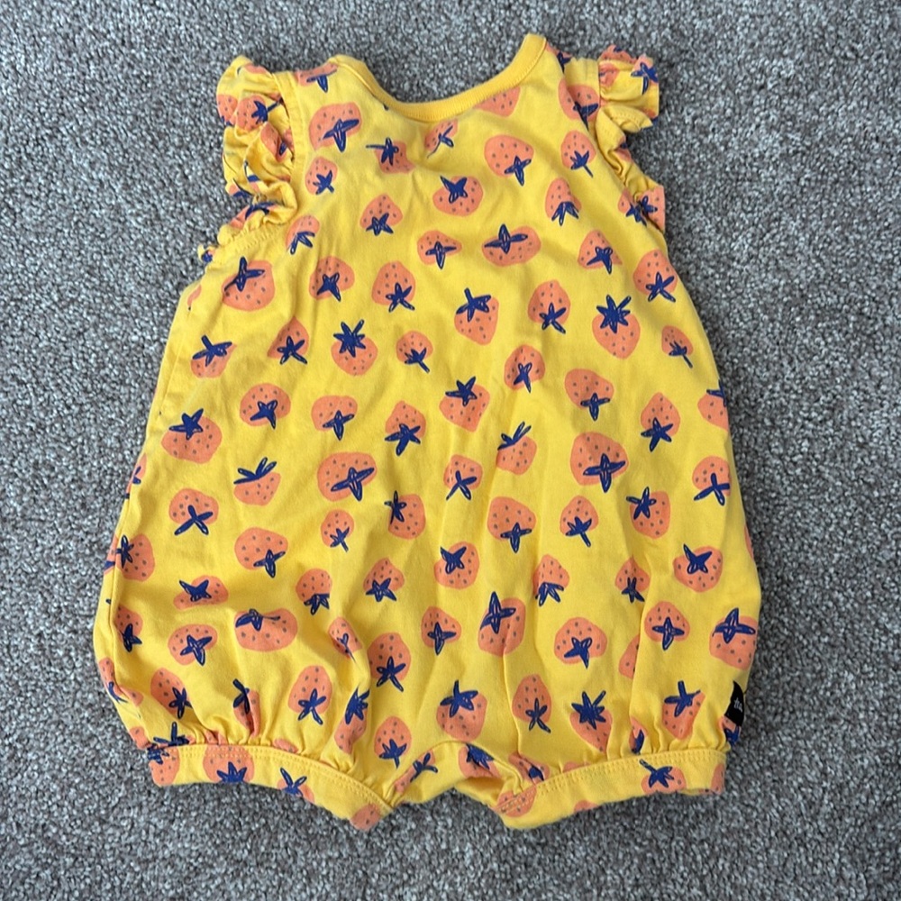 Tea Collection Romper - Picture 2 of 3